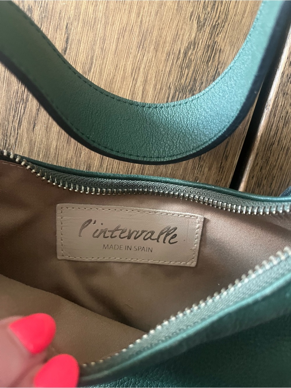 L’intervalle Green Leather Shoulder Bag - Picture 8 of 9